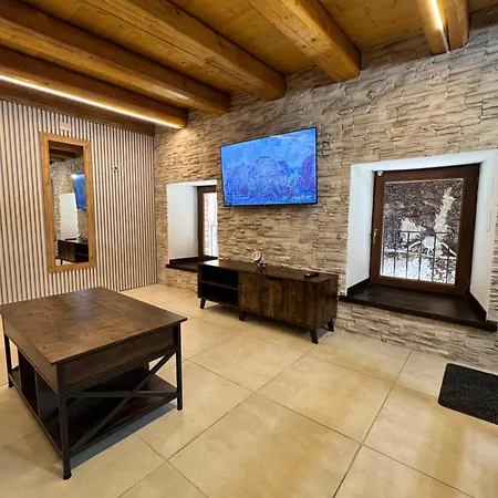 La Casa Sull'arco Holiday home *