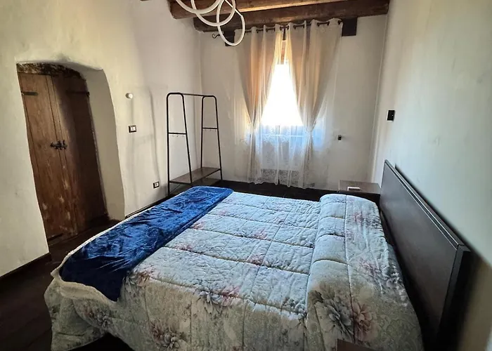 La Casa Sull'arco Tatil Evi